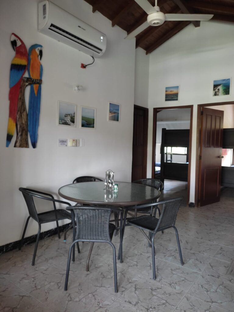 Comedor cabaña Coveñas